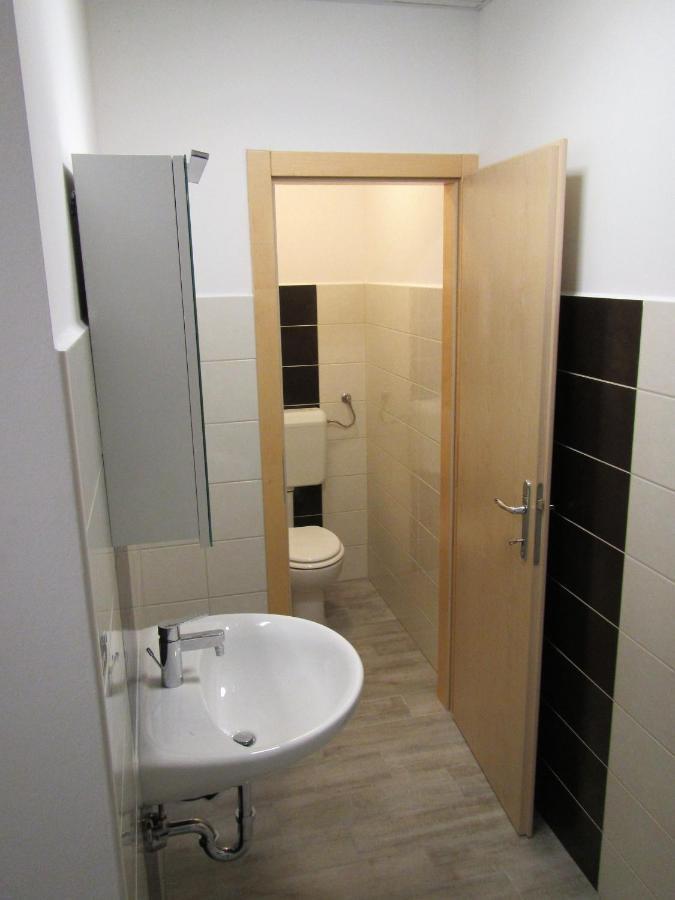 Pod Orehi Bed & Breakfast Postojna Dış mekan fotoğraf