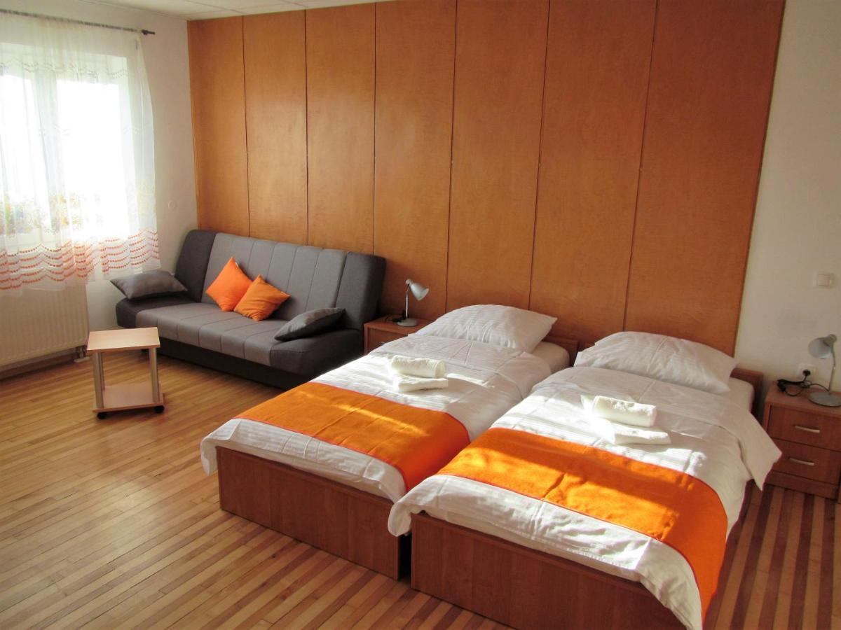 Pod Orehi Bed & Breakfast Postojna Dış mekan fotoğraf