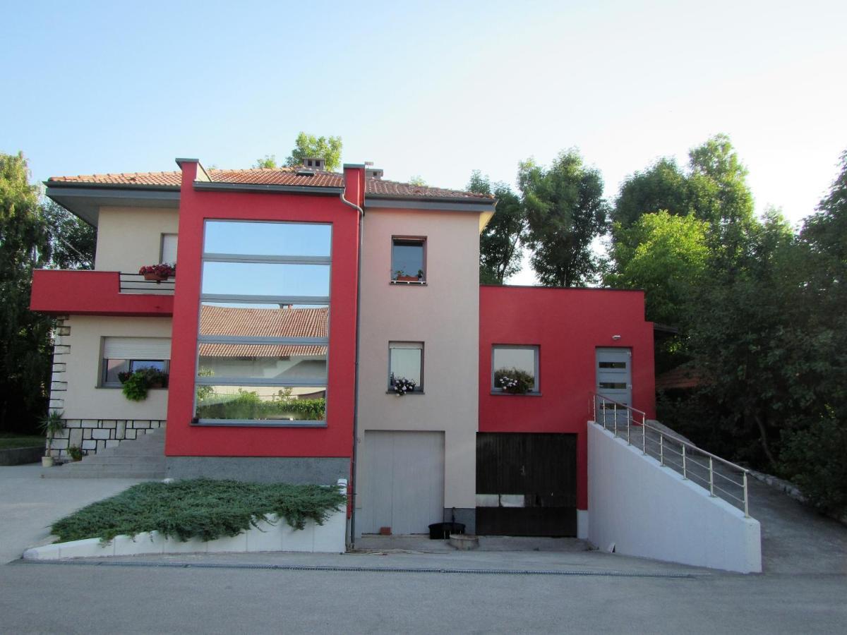 Pod Orehi Bed & Breakfast Postojna Dış mekan fotoğraf