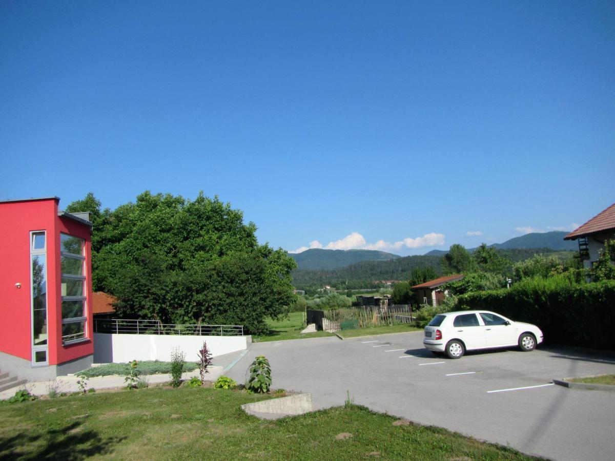 Pod Orehi Bed & Breakfast Postojna Dış mekan fotoğraf