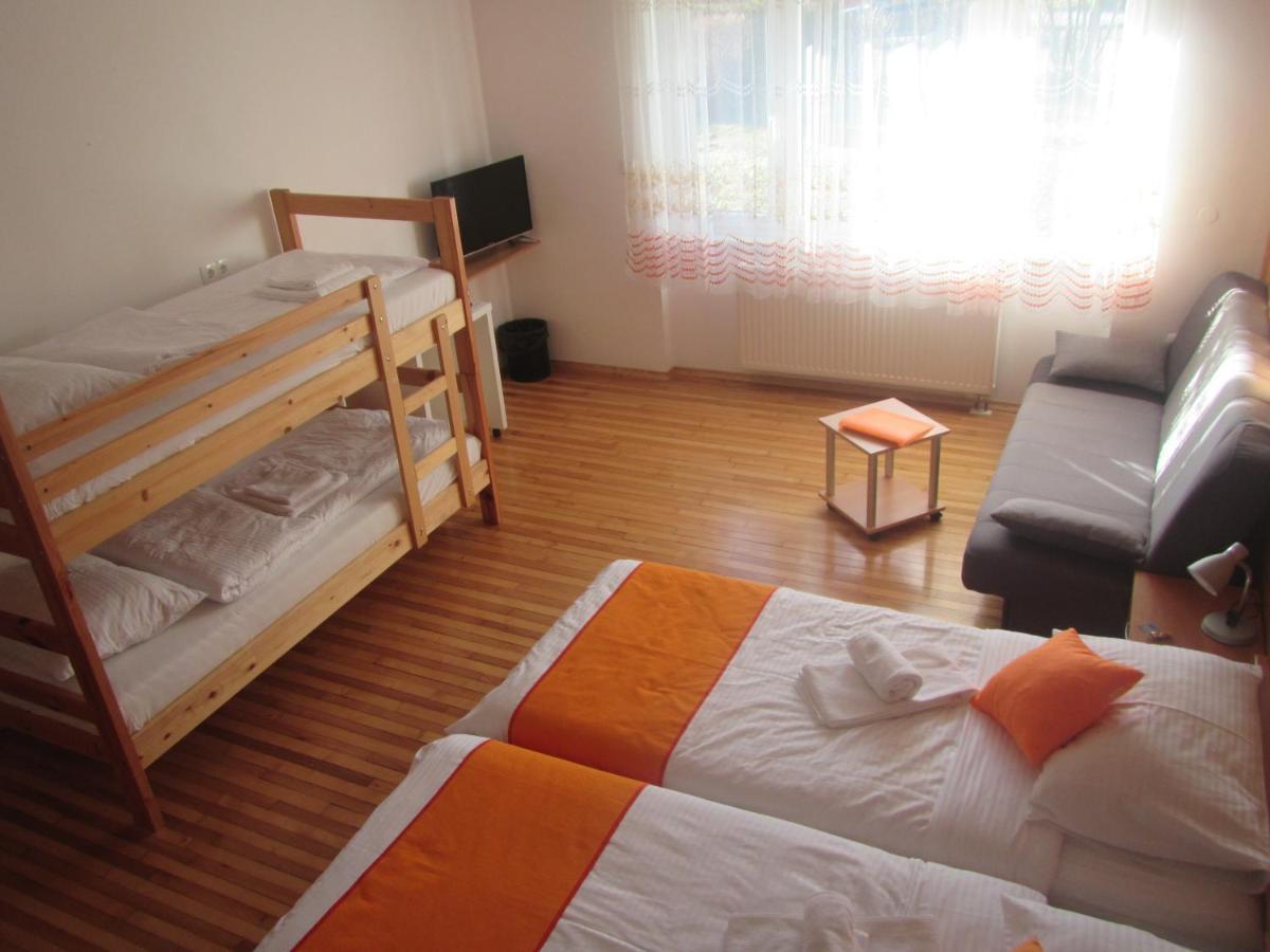 Pod Orehi Bed & Breakfast Postojna Dış mekan fotoğraf